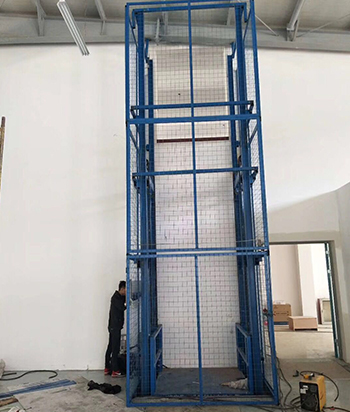 上海安譜實(shí)驗(yàn)科技有限公司采購液壓貨梯